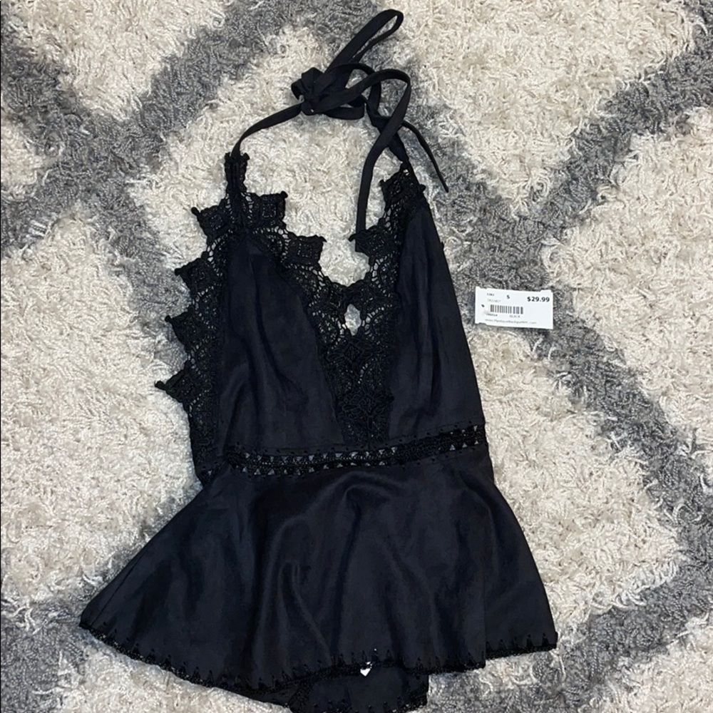 Halter top